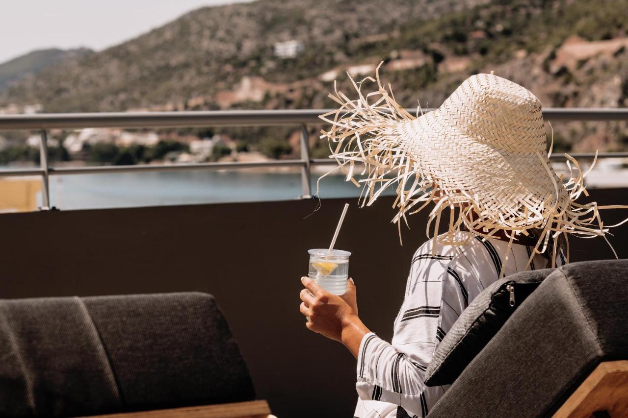 Dave By The Beach Loutraki ภายนอก รูปภาพ